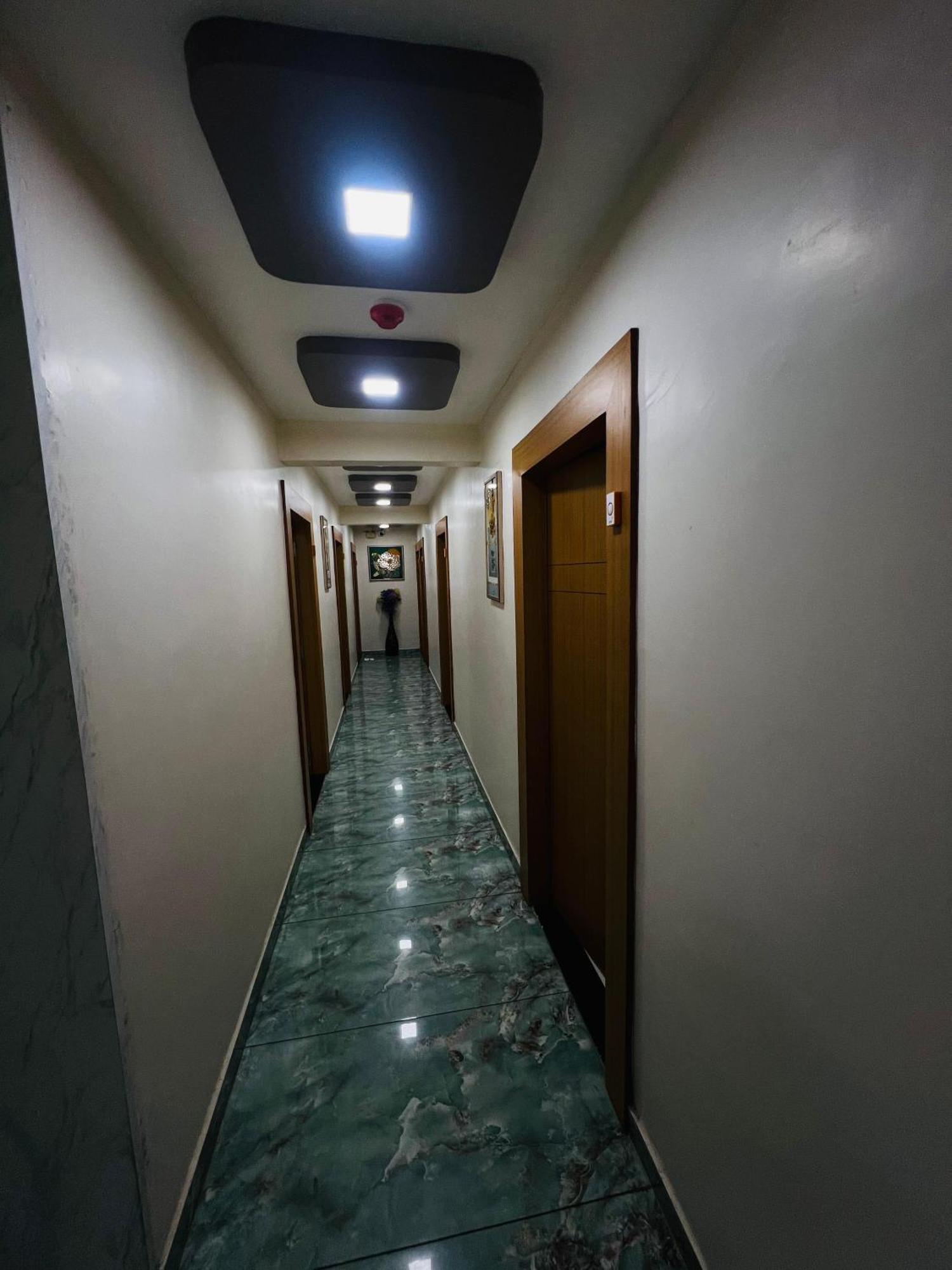 Hotel Exotic Ahmedabad Exterior foto